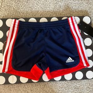 Short adidas for boys size 5.